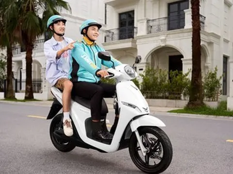 GSM miễn phí thuê, đổi pin 3 năm cho tài xế xanh SM Bike