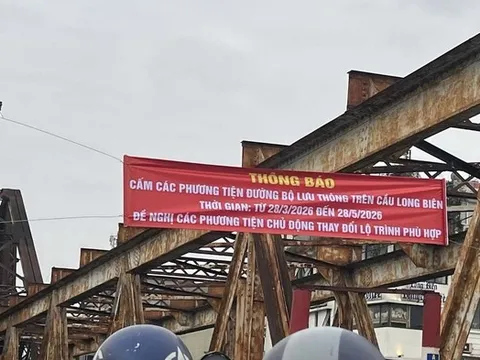 Hà Nội tạm cấm xe đi qua cầu Long Biên trong 2 tháng để sửa chữa