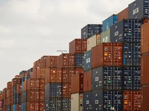 Các nhà bán lẻ cảnh báo nguy cơ tăng giá nếu xung đột Iran kéo dài