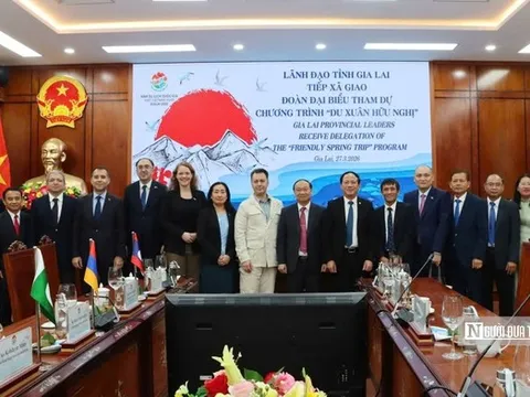 Gia Lai tiếp đoàn đại biểu ngoại giao tham dự chương trình "Du xuân hữu nghị"