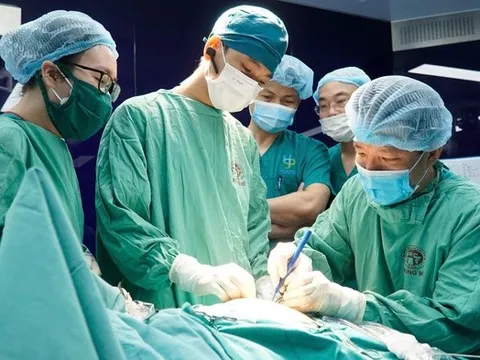 Khơi thông visa, tạo lực đẩy để du lịch y tế Việt Nam "cất cánh"