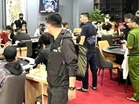 Danh tính chủ nhiệm CLB núp bóng thể thao, tổ chức poker đánh bạc trong khách sạn vừa bị bắt