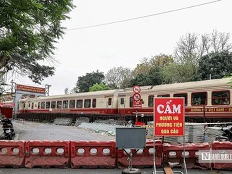 Hà Nội: Rào chắn tu sửa cầu Long Biên