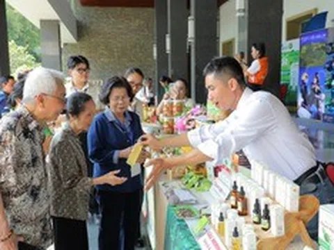 Từ niềm tin người tiêu dùng đến bài toán chiếm lĩnh thị trường của hàng Việt