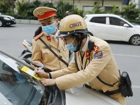 Chậm nộp phạt vi phạm giao thông có phải nộp thêm tiền không?