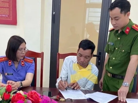 Khởi tố thợ hàn bất cẩn, làm cháy kho nguyên liệu