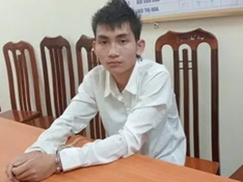 Tạm giữ "tổ lái" vi phạm nồng độ cồn, lái xe tông CSGT gãy chân