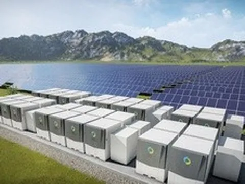 EVN đẩy nhanh lộ trình phát triển pin lưu trữ năng lượng trên lưới điện