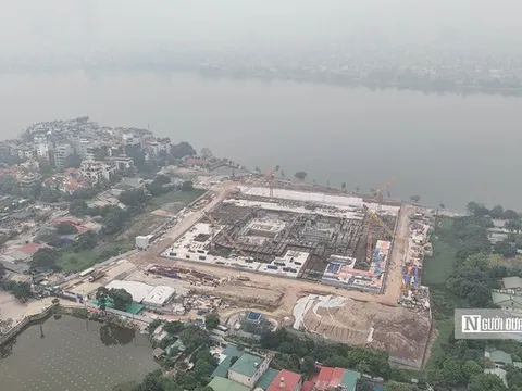 Hà Nội: Toàn cảnh đại công trường xây dựng nhà hát Opera bên cạnh hồ Tây