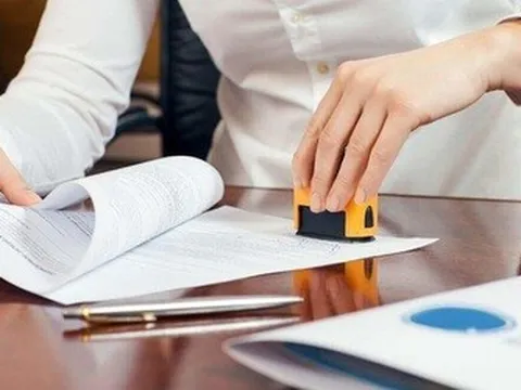 Đề xuất giao Chủ tịch UBND tỉnh bổ nhiệm công chứng viên