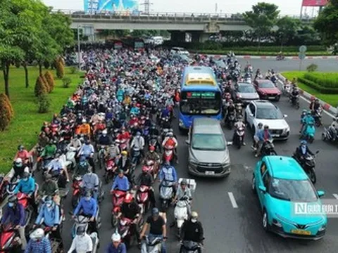 Tp.HCM đề xuất miễn vé xe buýt: Kỳ vọng tạo “cú hích” cho giao thông công cộng