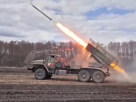 Đánh thẳng nơi "dồn quân, tích đạn": Nga tăng tốc tấn công các điểm tập trung chiến lược