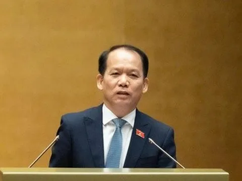 Băn khoăn một số loại giấy tờ không thể uỷ quyền cho cấp phó ký, Bộ trưởng Tư pháp nói gì?