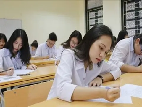 Vì sao phụ huynh, học sinh Hà Nội vẫn “án binh bất động”, chưa chốt nguyện vọng vào lớp 10?