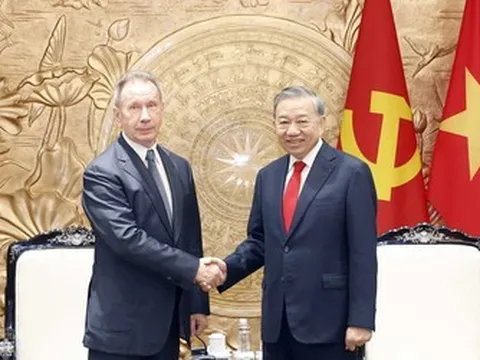 Tổng Bí thư, Chủ tịch nước Tô Lâm tiếp Giám đốc Cơ quan Vệ binh quốc gia Nga