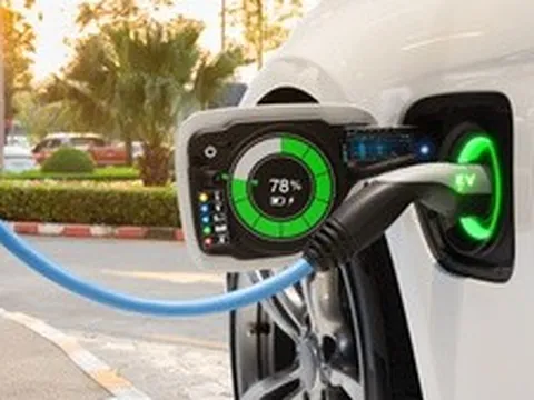 Đề xuất gia hạn thuế suất thuế tiêu thụ đặc biệt xe có gắn động cơ dưới 24 chỗ chạy bằng pin