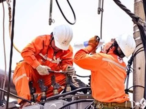 EVNCPC: Giữ dòng điện an toàn, liên tục giữa cao điểm nắng nóng