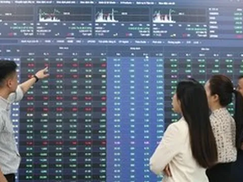 VN-Index tiệm cận kháng cự, khuyến nghị thận trọng và hạn chế mua đuổi