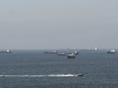 Tehran từ chối vòng đàm phán thứ 2, Mỹ bắt giữ tàu chở hàng của Iran