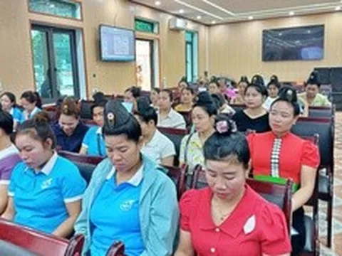 Nâng cao nhận thức pháp luật về thông tin mạng cho người dân vùng cao Điện Biên