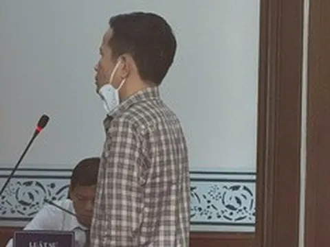 Gửi công văn xác minh của công an cho khách hàng, cựu giám đốc hầu tòa