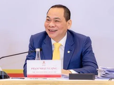 Tỷ phú Phạm Nhật Vượng: "Không có gì phi thường mà làm một cách bình thường được"