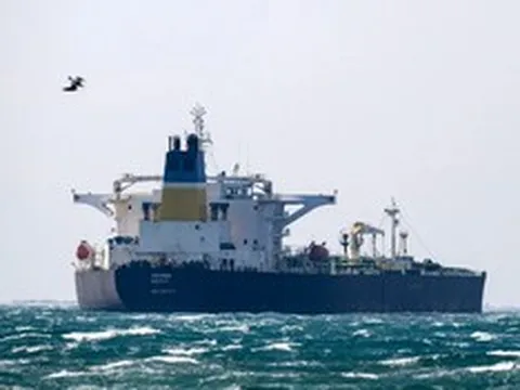 Tàu chở dầu nghi thuộc “hạm đội bóng tối” rời cảng Pháp sau khi nộp phạt