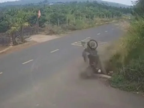 NÓNG: Khởi tố cựu Thiếu tá CSGT trong vụ tai nạn khiến nam sinh lớp 12 tử vong ở Đắk Lắk