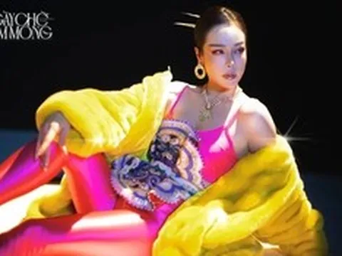 Ca sĩ Nhật Kim Anh bước ra khỏi "vùng an toàn"