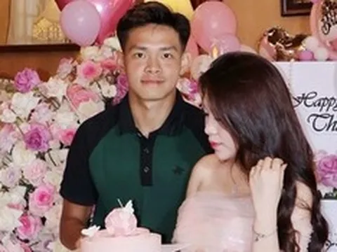 Tiền đạo U23 Việt Nam góp mặt vào danh sách "bố bỉm sữa" ở tuổi 23