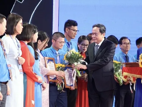 "Tập trung cho mục tiêu nâng cao năng suất lao động và tăng trưởng 2 con số"