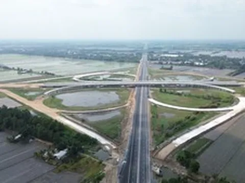 Phương tiện được lưu thông trên cao tốc Hậu Giang-Cà Mau từ 11h30 ngày 29/4