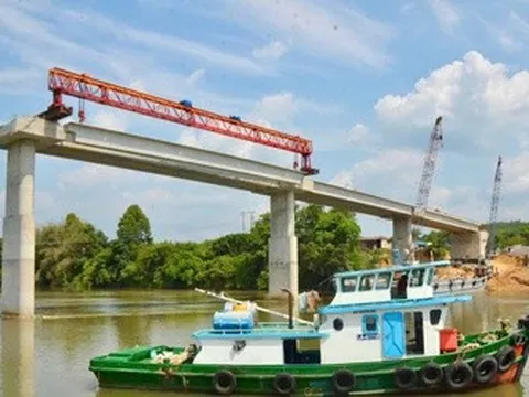 Vươn nhịp nối đôi bờ sông Đồng Nai, đại công trường cầu Hiếu Liêm chạy đua với thời gian