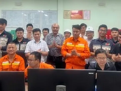 Đóng điện dự án tăng cường đảm bảo điện cho miền Bắc đúng dịp kỷ niệm 30/4