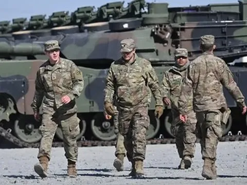 Đức, Ba Lan và NATO cùng lên tiếng sau khi Mỹ tuyên bố rút quân
