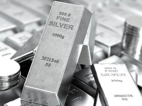 Giá bạc hôm nay (5/5): Giá bạc trong nước mất hàng triệu đồng sau một đêm