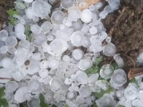 Lý giải hiện tượng mưa đá liên tiếp xảy ra ở các địa phương phía bắc