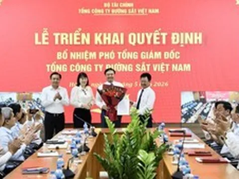 Ông Cầm Anh Tuấn giữ chức Phó Tổng Giám đốc Tổng công ty Đường sắt Việt Nam