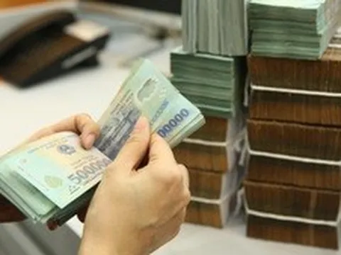 Linh hoạt trong điều hành lãi suất để ‘giữ nhịp’ dòng vốn