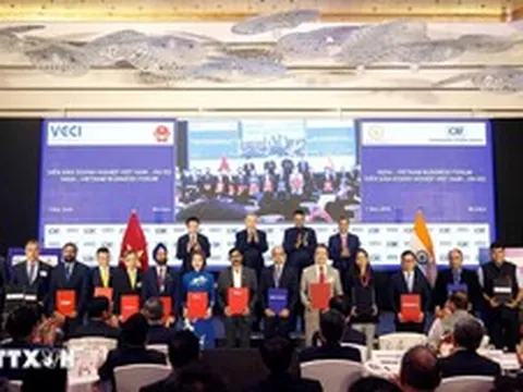 Tổng Bí thư, Chủ tịch nước Tô Lâm chứng kiến Lễ trao các thỏa thuận hợp tác giữa các DN Việt Nam và Ấn Độ