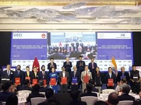 Doanh nghiệp Việt Nam - Ấn Độ ký nhiều thỏa thuận hợp tác về hàng không, du lịch, logistics, công nghệ