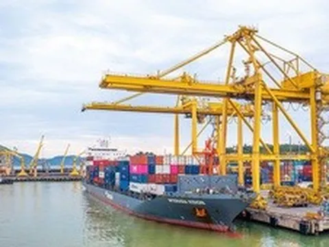 Logistics xanh: Cuộc chuyển đổi không thể chậm chân