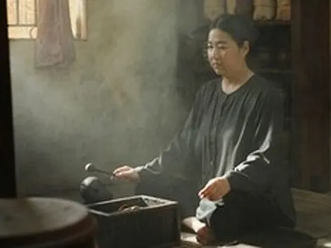 Diễn viên Lê Khánh "lột xác" đầy bí ẩn trong Ma Xó