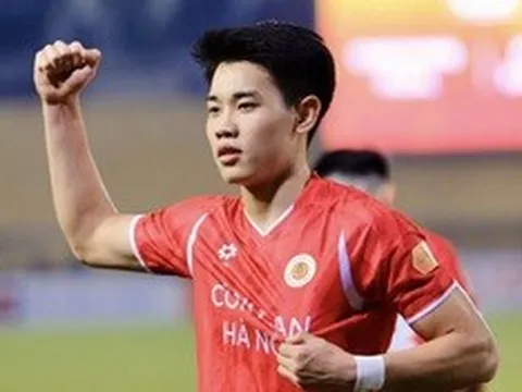 Tiền đạo Đình Bắc bước vào giai đoạn "bùng nổ"?