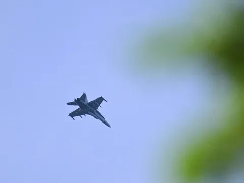 Tiêm kích F/A-18 Phần Lan xuất kích ngăn chặn drone xâm nhập