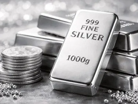Giá bạc hôm nay (18/5): Bạc trong nước bật tăng trở lại, trái chiều bạc thế giới lao dốc không phanh