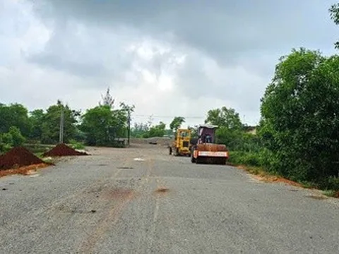 Thi công cầm chừng, dự án đường ven biển nghìn tỷ đối mặt nguy cơ chậm tiến độ