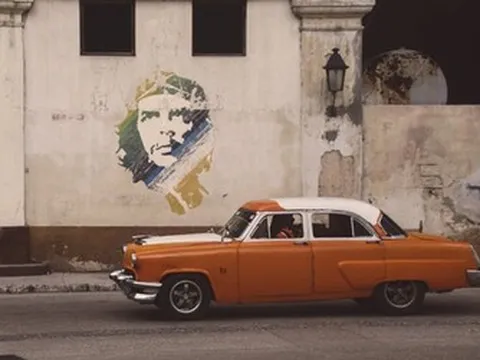 Mỹ áp dụng cấm vận mới, Chủ tịch nước Cuba tuyên bố cứng rắn