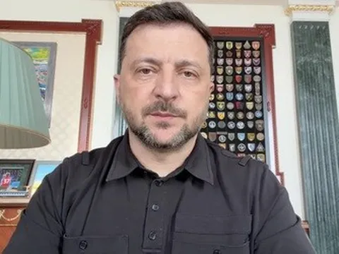 Tổng thống Ukraine đưa ra cảnh báo về hành động của Nga