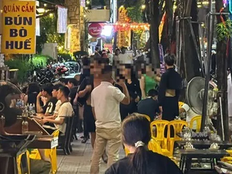 Hà Nội đề xuất nhiều mức phạt mới, nặng với hành vi lấn chiếm vỉa hè, lòng lề đường